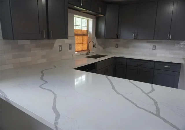 4th image of 8418 Colonial Lane Lane, Houston, TX 77051 | MLS# 31515365