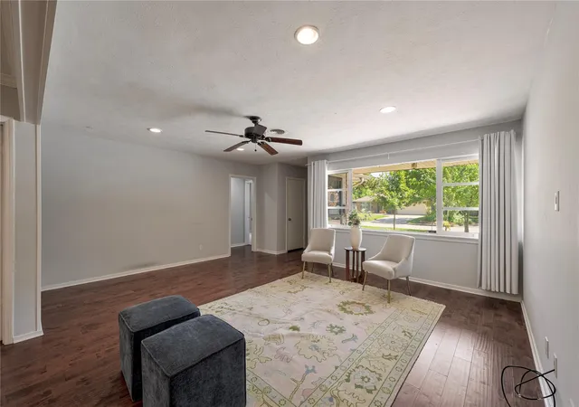 Photo 3 of Single family home for sale at 515 Azaleadell Dr, Houston, TX 77018 | MLS# 37622697 | Listing updated on 2026-09-21
