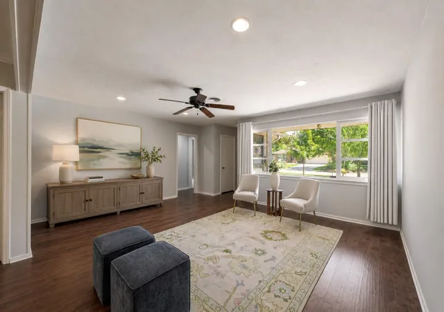Photo 4 of Single family home for sale at 515 Azaleadell Dr, Houston, TX 77018 | MLS# 37622697 | Listing updated on 2026-09-21