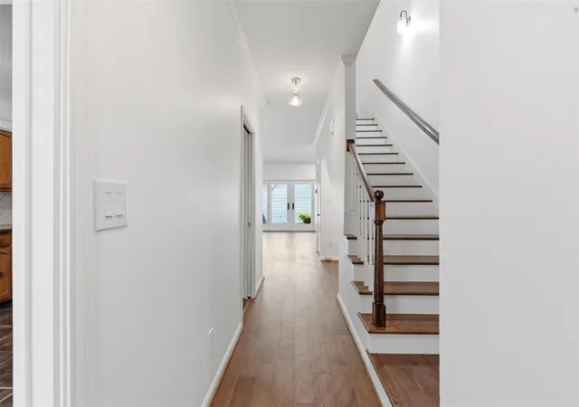 3rd image of 8614 Oakford Dr, Houston, TX 77024 | MLS# 37860489