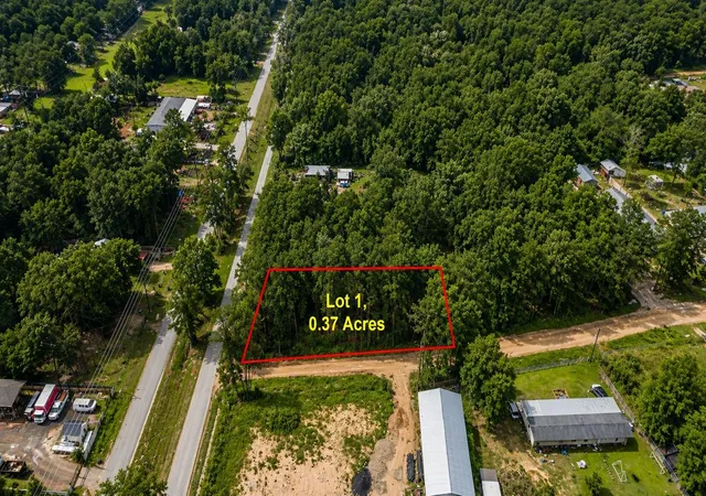 3rd image of 19164 & 19168 Galaxy Blvd, New Caney, TX 77357 | MLS# 63367409