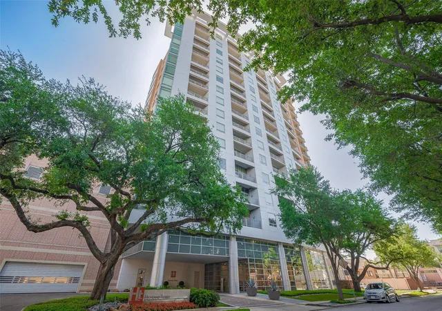 Homes for sale in Houston, TX | 2207 Bancroft St #604, Houston, TX 77027 | MLS# 37300087