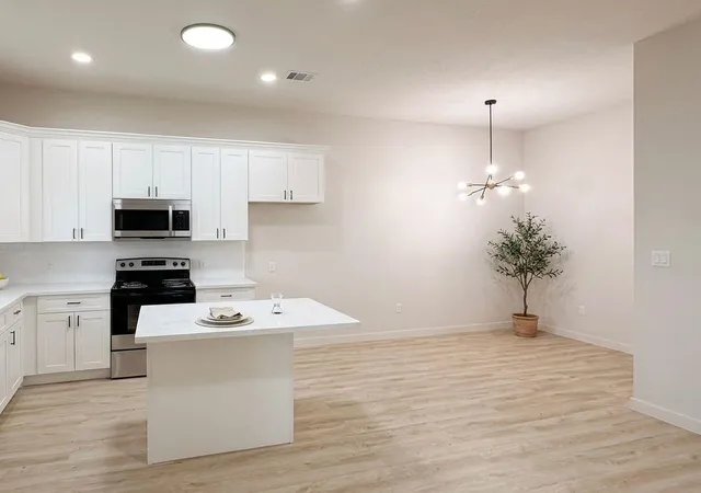 3rd image of 9744 Garcroft A-B St, Houston, TX 77029 | MLS# 83350508