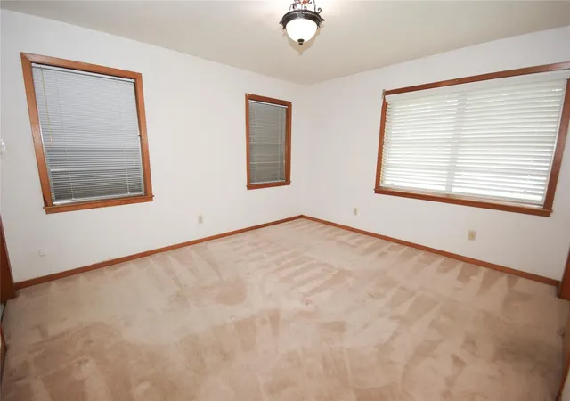 4th image of 6733 Pecanwood St, Hitchcock, TX 77563 | MLS# 8634675