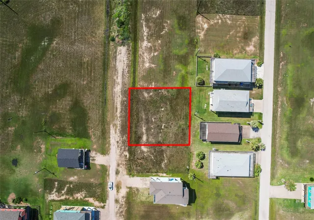 2nd image of 13226 Buccaneer Pkwy, Freeport, TX 77541 | MLS# 25677760