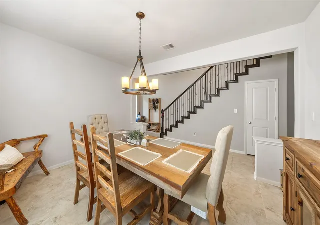 4th image of 4002 Longwood Dr, Baytown, TX 77523 | MLS# 46544631