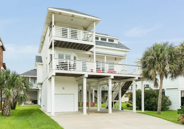 Photo 2 of Single family home for sale at 13730 San Domingo Dr, Galveston, TX 77554 | MLS# 28971162 | Listing updated on 2026-08-11