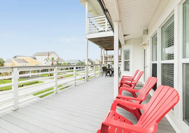 Photo 4 of Single family home for sale at 13730 San Domingo Dr, Galveston, TX 77554 | MLS# 28971162 | Listing updated on 2026-08-11