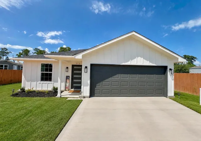 Photo 1 of Single family home for sale at 253 Road 5263, Cleveland, TX 77327 | MLS# 47978291 | Listing updated on 2026-09-04