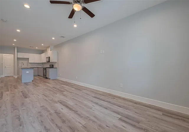 Photo 3 of Sale Pending at 7926 Easter St, Houston, TX 77088 | MLS# 41594663 | Listing updated on 2026-09-11