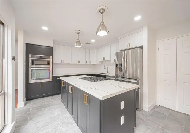 1st image of 12127 Carriage Hill Dr, Houston, TX 77077 | MLS# 37157556