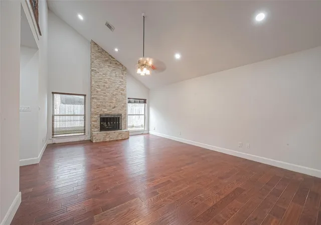 4th image of 12127 Carriage Hill Dr, Houston, TX 77077 | MLS# 37157556