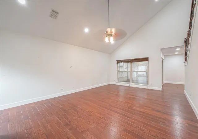 5th image of 12127 Carriage Hill Dr, Houston, TX 77077 | MLS# 37157556