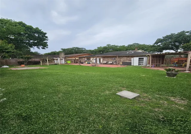 Photo 4 of Single family home for sale at 2203 Mustang Springs Dr, Missouri City, TX 77459 | MLS# 23864247 | Listing updated on 2026-09-07