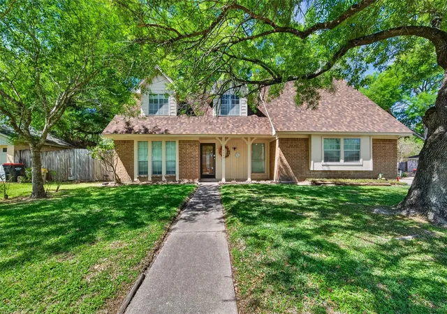 Photo 1 of Sale Pending at 4606 Chaparral Dr, Baytown, TX 77521 | MLS# 20325252 | Listing updated on 2026-09-11