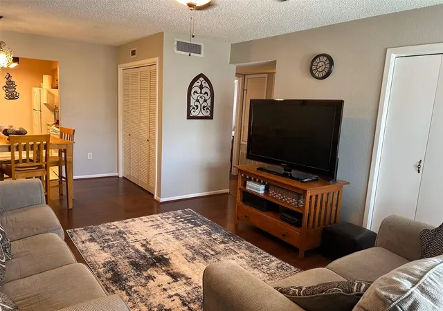 2nd image of 260 El Dorado Blvd #2906, Webster, TX 77598 | MLS# 73932500