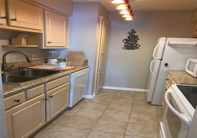 4th image of 260 El Dorado Blvd #2906, Webster, TX 77598 | MLS# 73932500
