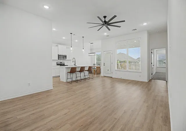 Photo 3 of Single family home for sale at 3116 Brady Ct, Bryan, TX 77808 | MLS# 5445040 | Listing updated on 2026-09-21