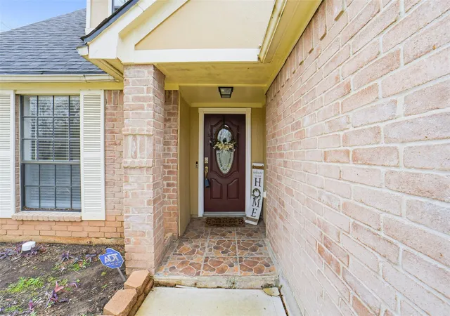 Homes for sale in Richmond, TX | 1306 Carriage Dr, Richmond, TX 77406 | MLS# 9138568