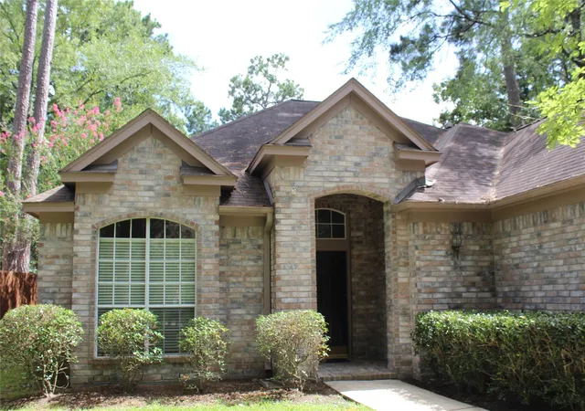 Homes for sale in The Woodlands, TX | 43 S Lace Arbor Dr, The Woodlands, TX 77382 | MLS# 70583200