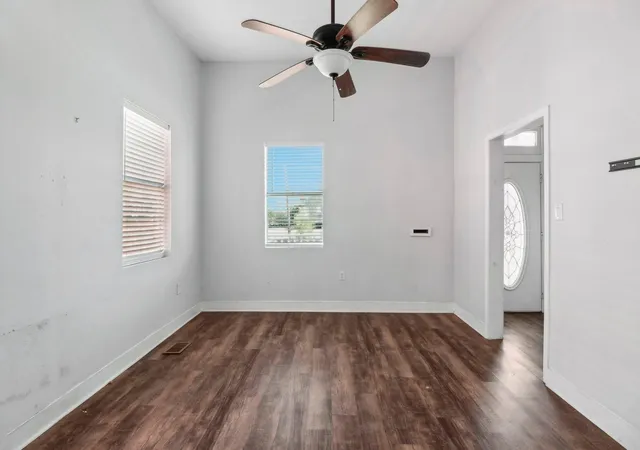 Homes for sale in Galveston, TX | 1327 33Rd St, Galveston, TX 77550 | MLS# 26636221