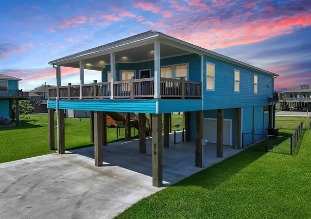 Photo 1 of Single family home for sale at 979 Fisherman Dr S, Port Bolivar, TX 77650 | MLS# 81607057 | Listing updated on 2026-06-29