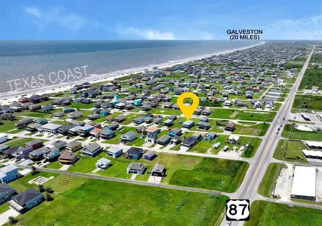Photo 2 of Single family home for sale at 979 Fisherman Dr S, Port Bolivar, TX 77650 | MLS# 81607057 | Listing updated on 2026-06-29