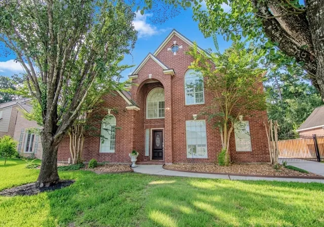 Photo 1 of Single family home for sale at 6807 Queensclub Dr, Houston, TX 77069 | MLS# 77429291 | Listing updated on 2026-09-04