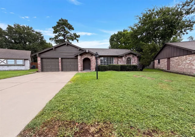 Photo 1 of Single family home for sale at 16338 Holw Wood Dr, Houston, TX 77090 | MLS# 47083559 | Listing updated on 2026-09-18