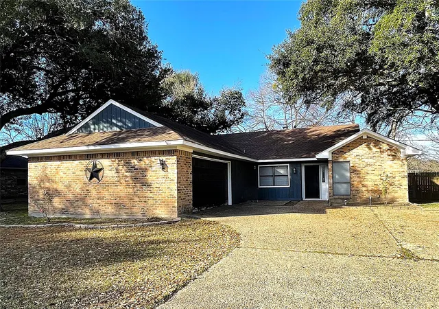 Homes for sale in Teague, TX | 3 Circle Dr, Teague, TX 75860 | MLS# 3083433