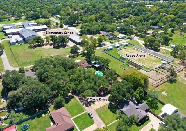 Homes for sale in Teague, TX | 3 Circle Dr, Teague, TX 75860 | MLS# 3083433