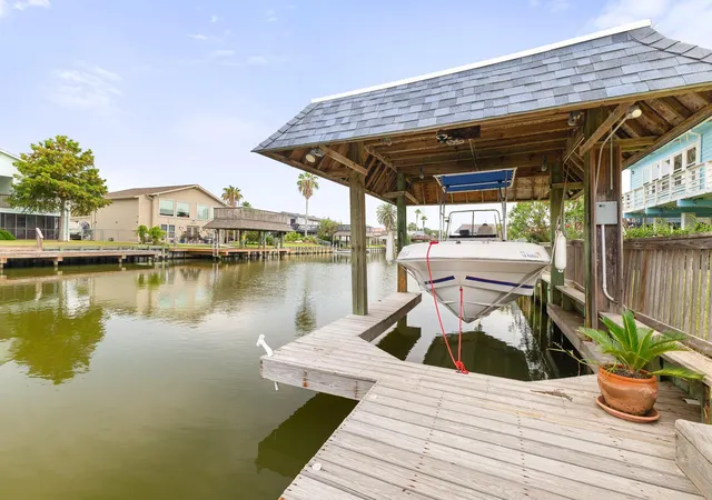 Photo 2 of Single family home for sale at 66 Tarpon St, Bayou Vista, TX 77563 | MLS# 41872669 | Listing updated on 2026-09-17