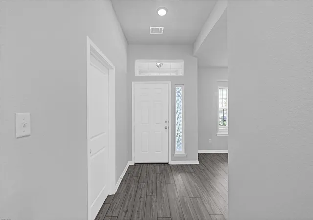 Photo 3 of Sale Pending at 100 Colbys Way, Montgomery, TX 77356 | MLS# 15964819 | Listing updated on 2026-09-08