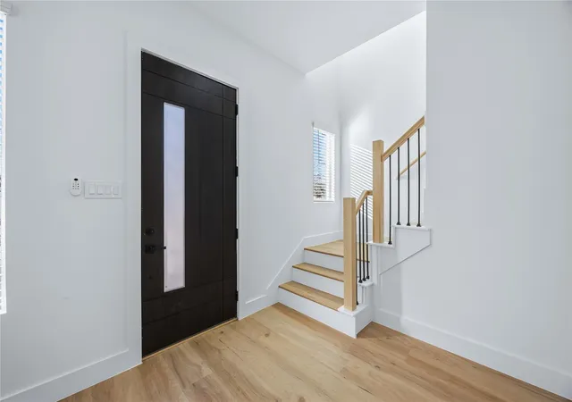 2nd image of 4633 Mallow St #A-B, Houston, TX 77051 | MLS# 69221111