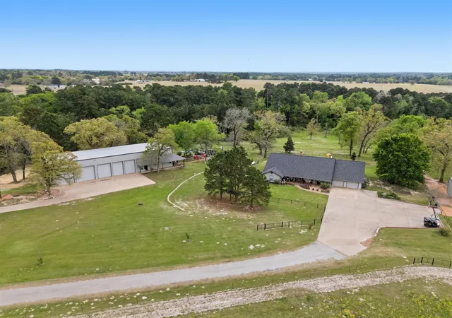 Homes for sale in Grapeland, TX | 689 & 691 Fm 1272, Grapeland, TX 75844 | MLS# 86567010