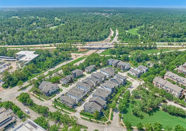 Photo 3 of Single family home for sale at 35 Amerson Bay Way, Spring, TX 77380 | MLS# 56572557 | Listing updated on 2026-10-09