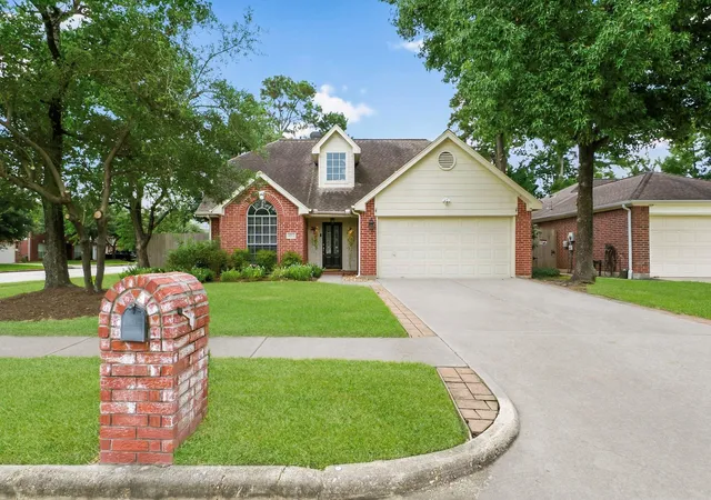Photo 2 of Single family home for sale at 3403 Arromanches Ln, Spring, TX 77388 | MLS# 16619320 | Listing updated on 2026-08-21