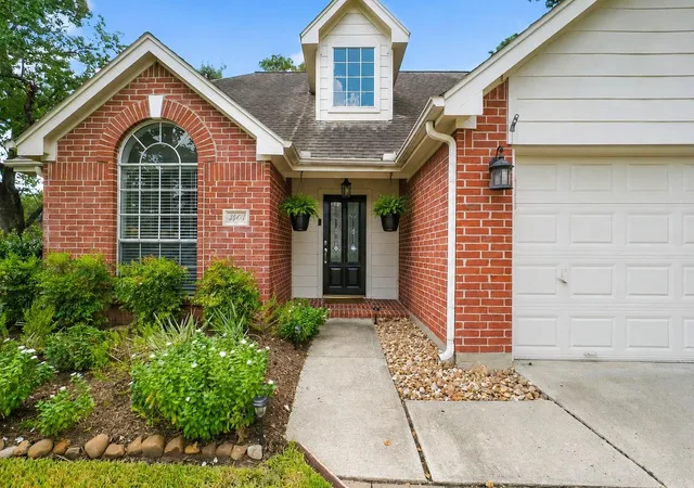 Photo 3 of Single family home for sale at 3403 Arromanches Ln, Spring, TX 77388 | MLS# 16619320 | Listing updated on 2026-08-21