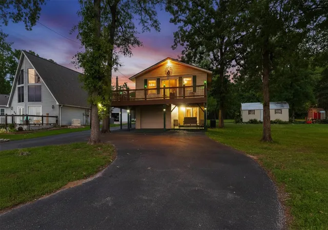 2nd image of 439 Lakeview Harbor, Onalaska, TX 77360 | MLS# 76327153