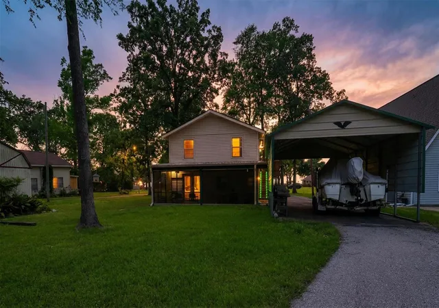 4th image of 439 Lakeview Harbor, Onalaska, TX 77360 | MLS# 76327153