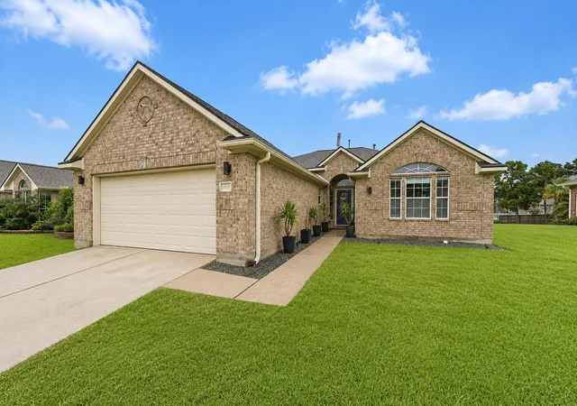 32nd image of 3536 Bayou Forest Dr, La Porte, TX 77571 | MLS# 38026236