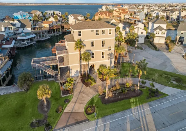 42nd image of 1854 Tiki Dr, Galveston, TX 77554 | MLS# 48885135