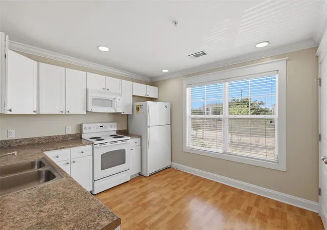 Homes for sale in College Station, TX | 1725 Harvey Mitchell Pkwy S #2325, College Station, TX 77840 | MLS# 24836808