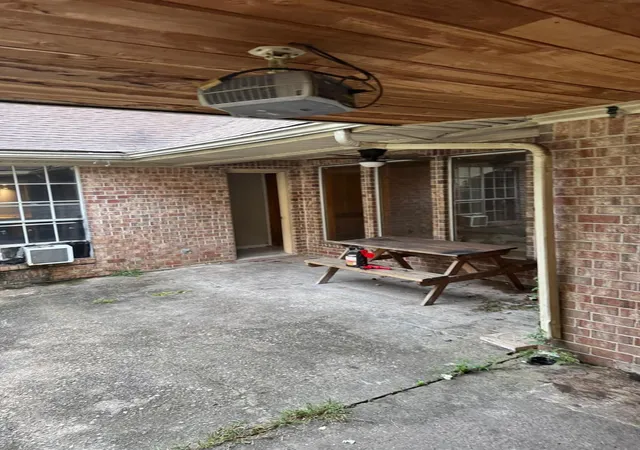 5th image of 2346 Greenglade Ln, Spring, TX 77386 | MLS# 27379671
