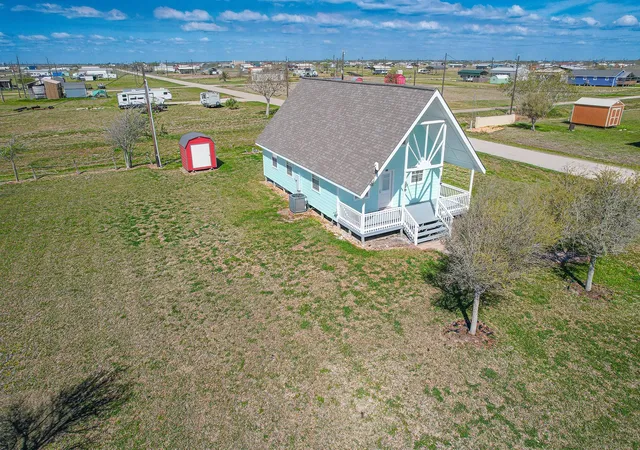 Homes for sale in Palacios, TX | 376 Haddock Dr, Palacios, TX 77465 | MLS# 83737104