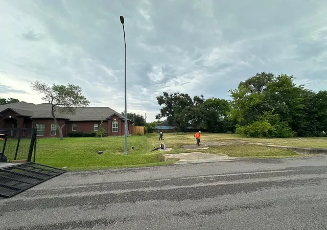 Photo 1 of Land for sale at 1121 Theresa St, Houston, TX 77051 | MLS# 89066112 | Listing updated on 2026-07-21