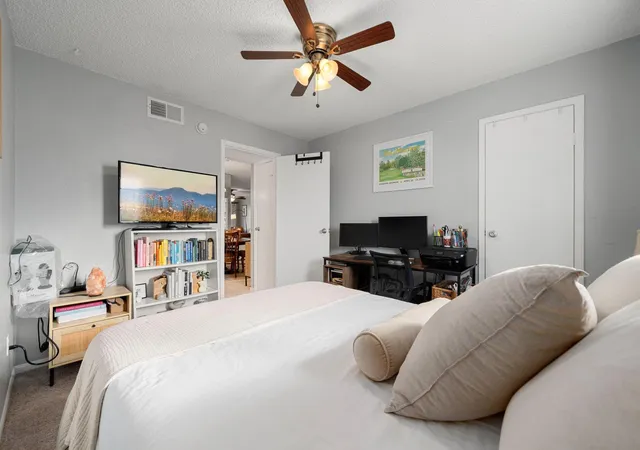 3rd image of 12550 Whittington Dr, Houston, TX 77077
