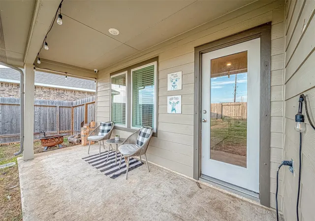 42nd image of 14530 Rain Tree Dr, Baytown, TX 77523 | MLS# 93239409