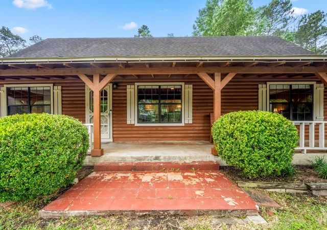 Photo 4 of Sale Pending at 16007 Long Neck Dr, Magnolia, TX 77355 | MLS# 29747002 | Listing updated on 2026-08-19