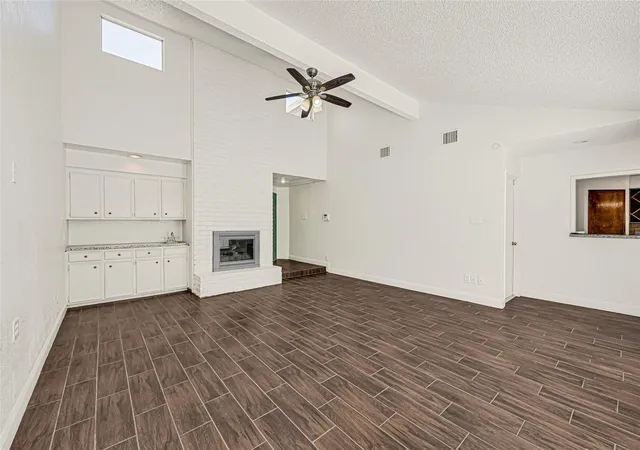 Photo 4 of Single family home for sale at 4222 Wildacres Dr, Houston, TX 77072 | MLS# 73549537 | Listing updated on 2026-09-17